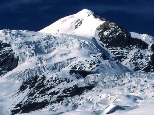 Pisang Peak Climbing